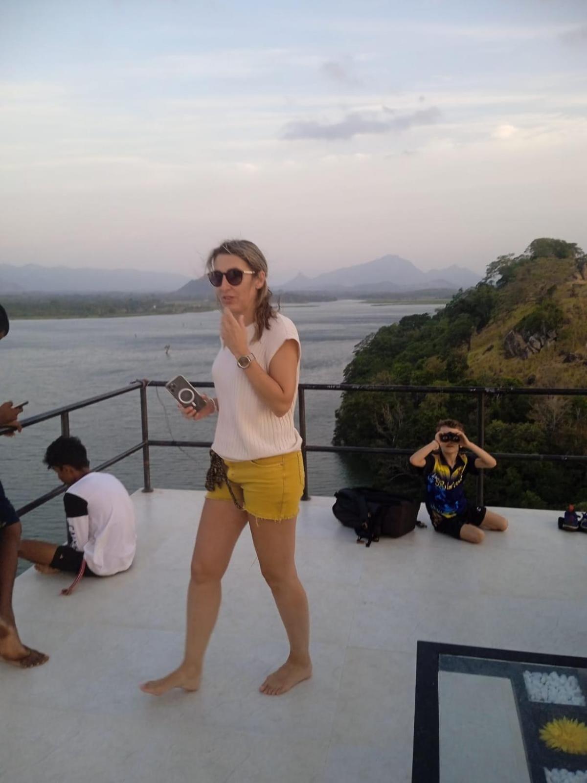 New Rasi Guest House Dambulla Exterior foto